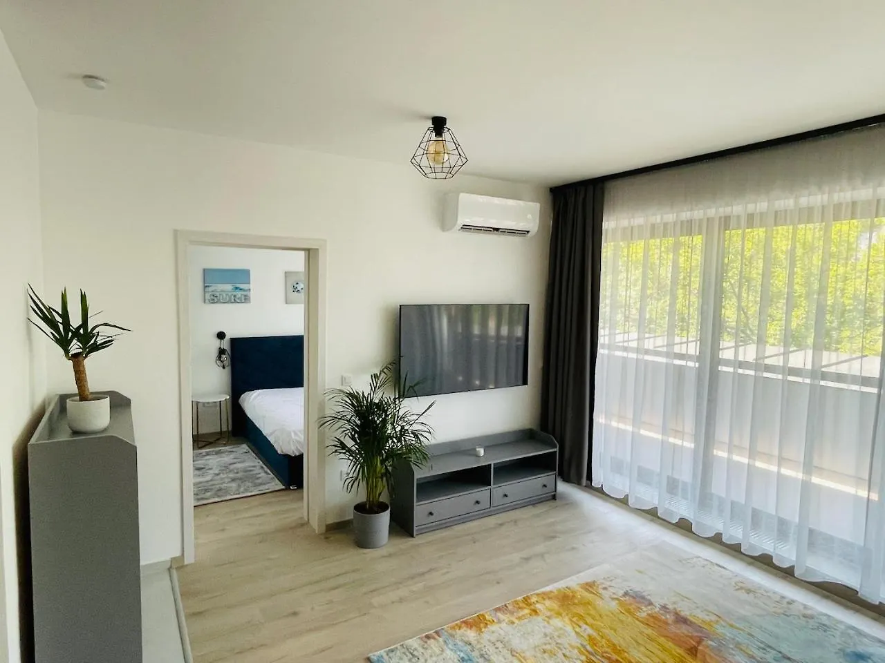 Magnolia Greentop Apartment Budapest Hungary